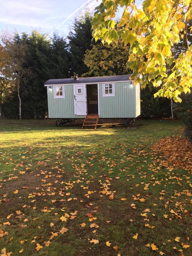 Jasmine The Shepherd Hut 伍德哈尔温泉水疗 外观 照片